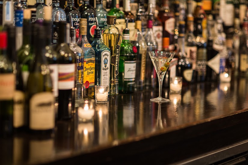 bar